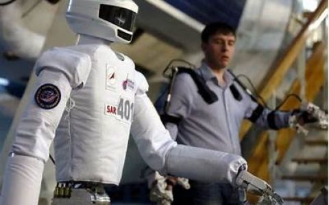 nasa想在太空中用上仿人机器人，替代人类执行危险任务